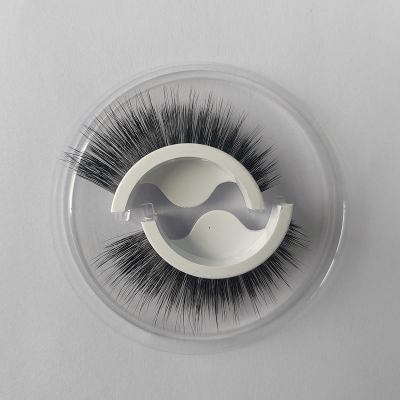 Safe and Stunning: Are Silk Single Length Eyelash Extensions Suitable for Sensitive Eyes or Allergies