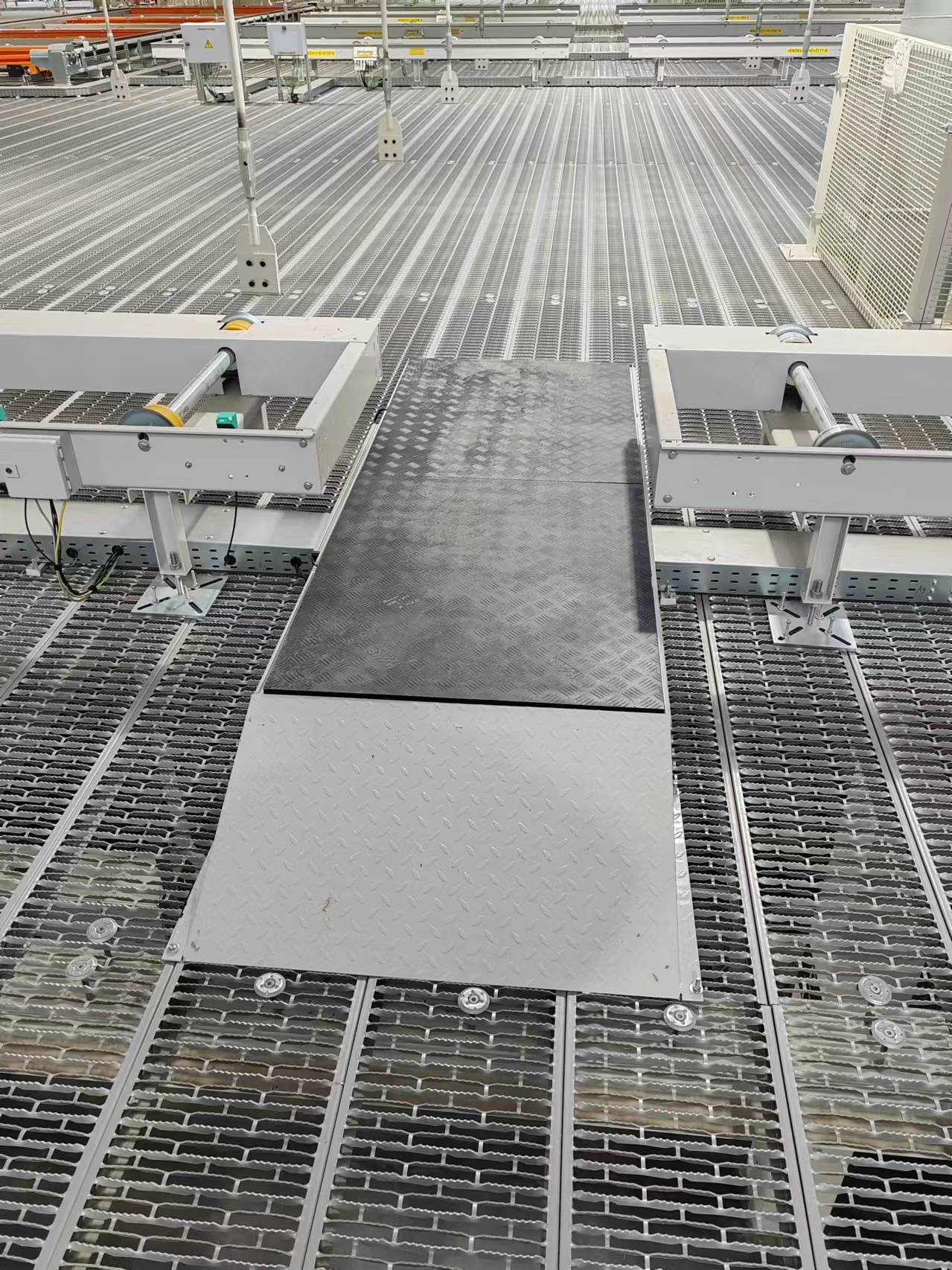 Plank Grating Solutions: Enhancing Industrial Safety and Efficiency
